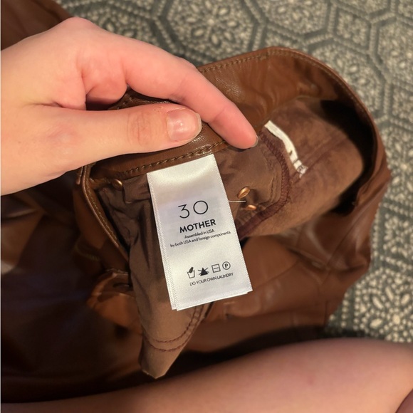 Mother Mid Rise Dazzler Ankle Faux Leather - Picture 10 of 16